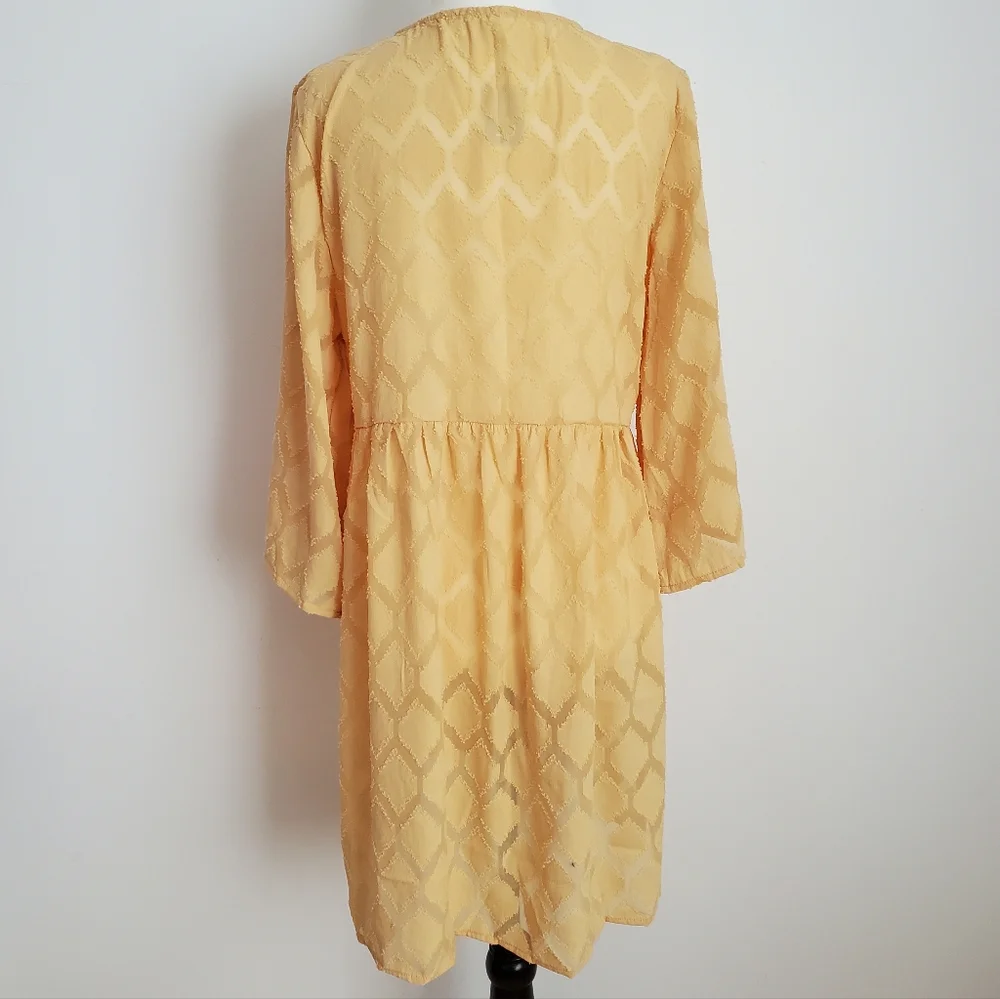 🆕️Yellow Kimono Size Medium - Picture 2 of 5